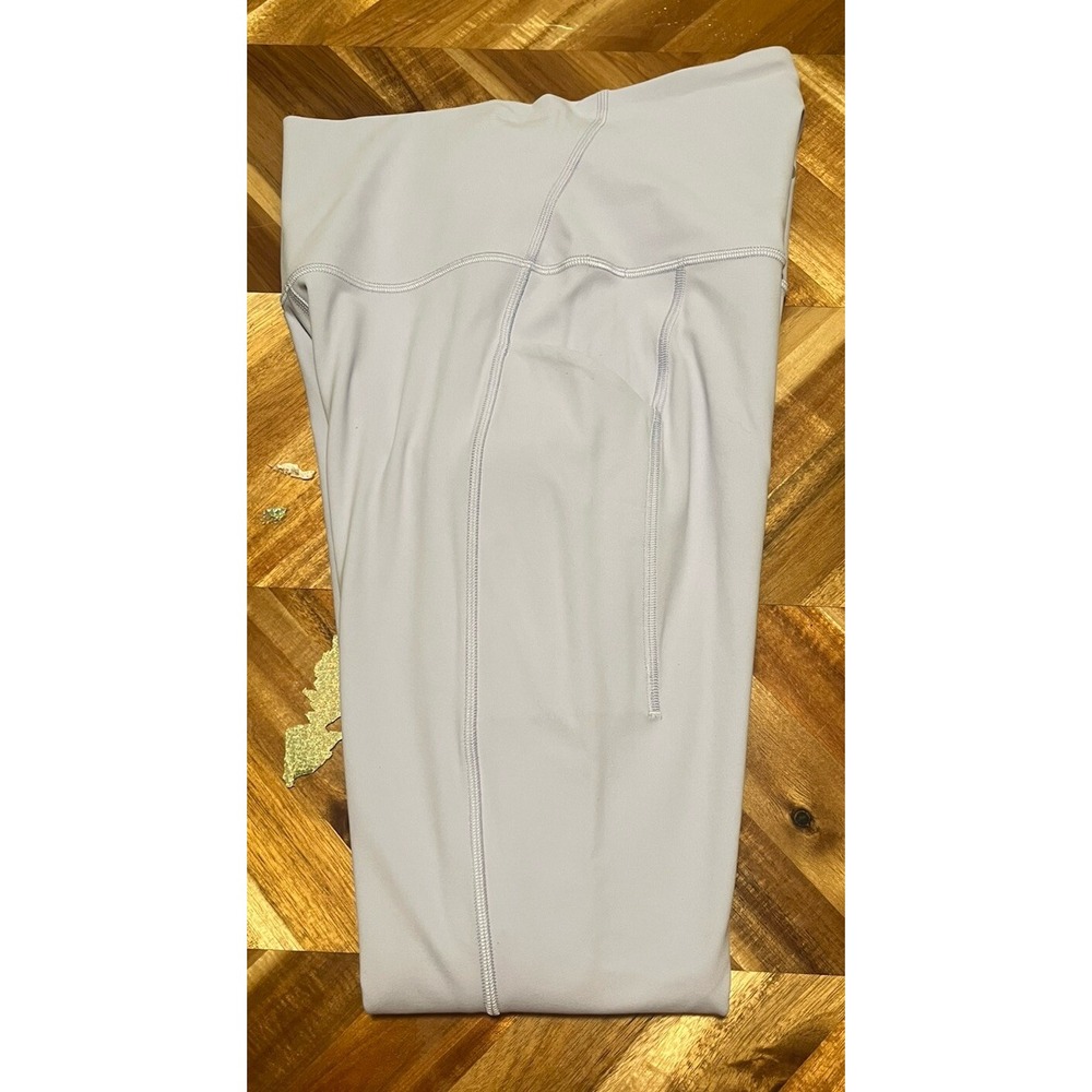 Lululemon Wunder Under High-Rise Women 25" Thick - Luxtreme Lavender Size 6 - Picture 6 of 7